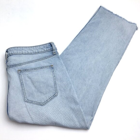 Elizabeth and James Jeans High Rise Crop Frayed Hems Stretch size 14 length 26" - Picture 9 of 9